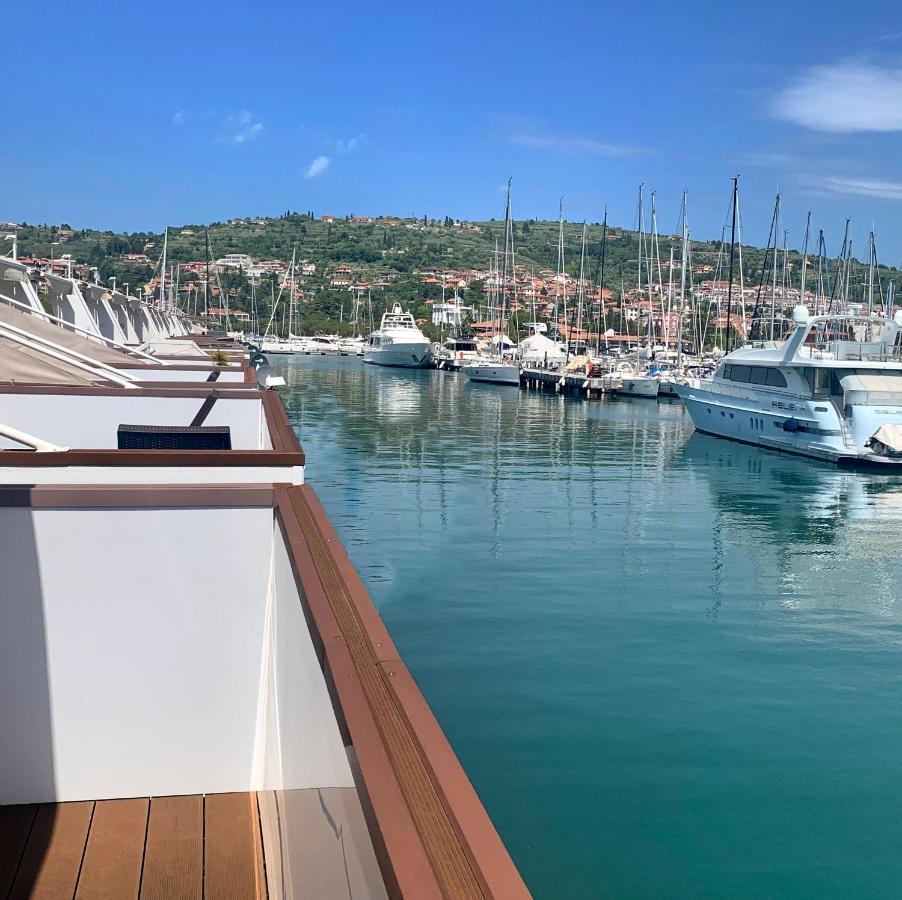 Bonita Houseboat Apartment Portorose Экстерьер фото